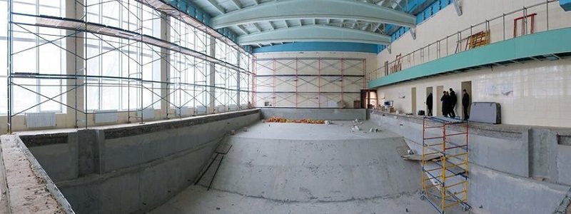 В Днепре реконструируют бассейн, который был закрыт 25 лет