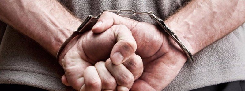 В Днепре задержали троих мужчин, которые ограбили фуру с бытовой химией