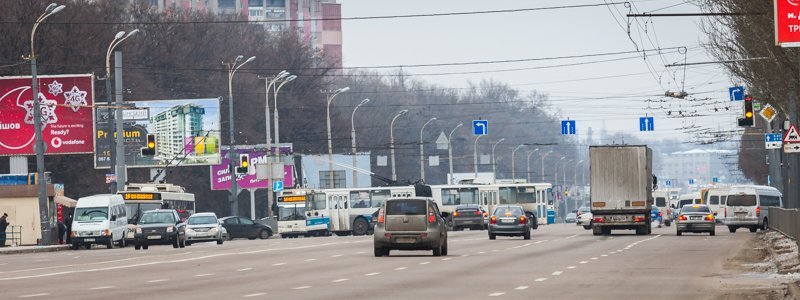 Днепр готовится к приезду Порошенко: что происходит на дорогах