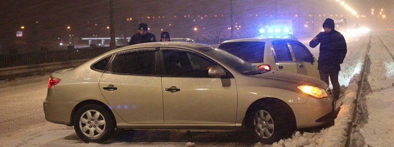 В Днепре на Кайдакском мосту столкнулись Daewoo и Hyundai
