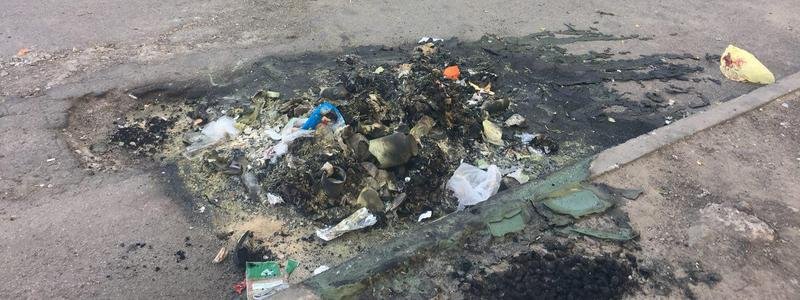 Заместитель мэра Михаил Лысенко рассказал, сколько пластиковых контейнеров уничтожили "людоеды" Днепра
