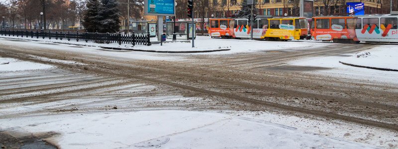 Что думают в Днепре: довольны ли жители города уборкой снега