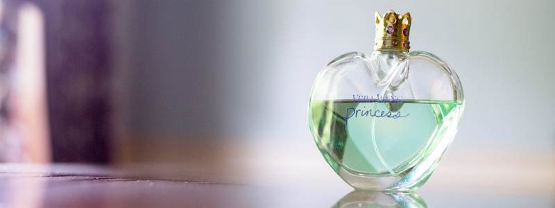 Распродажа парфюмерии: где купить духи для своей половинки на День святого Валентина