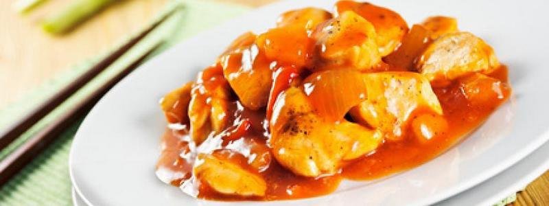 Полезные и вкусные рецепты: как приготовить курицу в кисло-сладком соусе