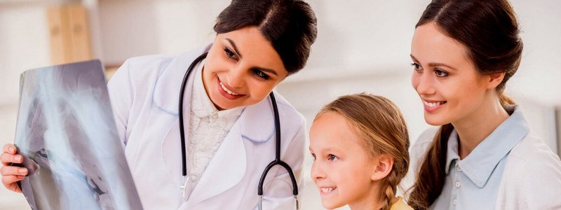 Семейный врач частной клиники: как подписать декларацию и обслуживаться бесплатно