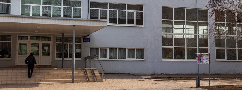 В горсовете Днепра прокомментировали ситуацию с отравлением детей в школе № 112