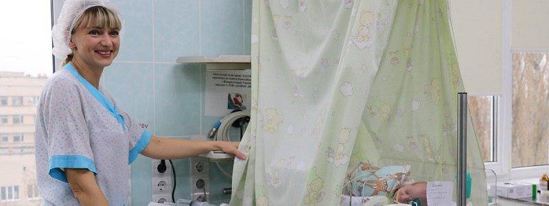 "Дерево жизни": как компания АТБ помогает детским больницам по всей Украине