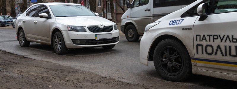 В Днепре на улице 20-летия Победы автомобиль Skoda сбил 8-летнего мальчика