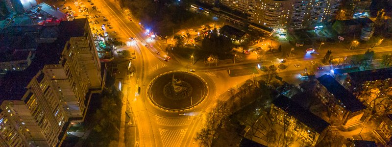 Как выглядит Запорожское шоссе ночью с высоты птичьего полета