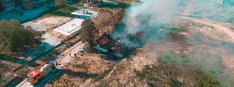 Пожар на заводе "Днепропресс": появились фото и видео