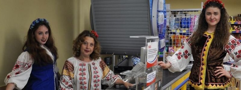 День вышиванки в Украине: к празднику присоединяется АТБ