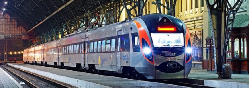 Поезд "Интерсити" сломался по пути из Днепра в Киев