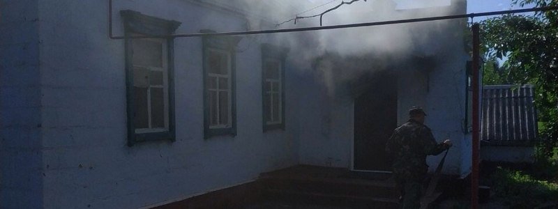 Под Днепром мужчина погиб во время пожара в собственном доме