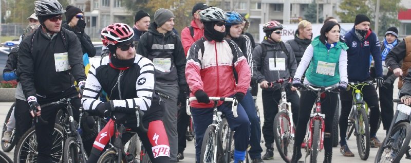 В Днепре состоялся благотворительный велопробег (ФОТО, ВИДЕО)