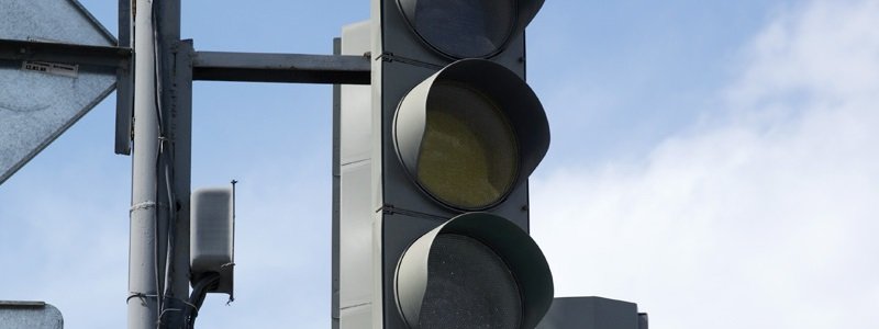 На Слобожанском снова проблемы со светофорами: узнай причины