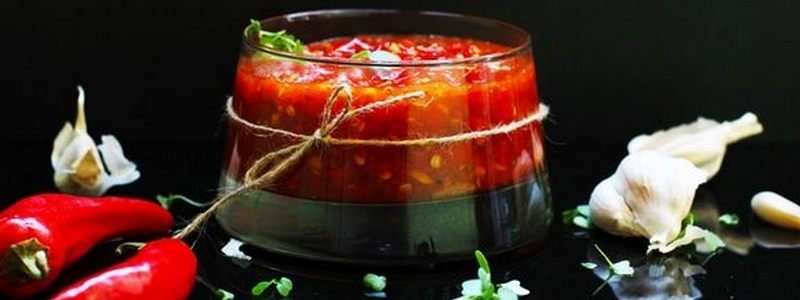 Простые и вкусные рецепты: как приготовить острый соус