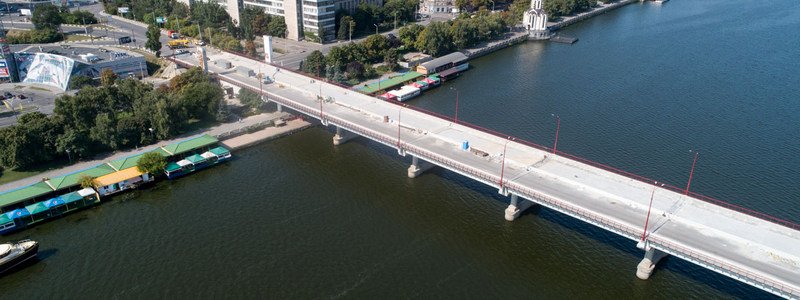 В Днепре Новый мост перекрыли для пешеходов и велосипедистов еще на 5 дней