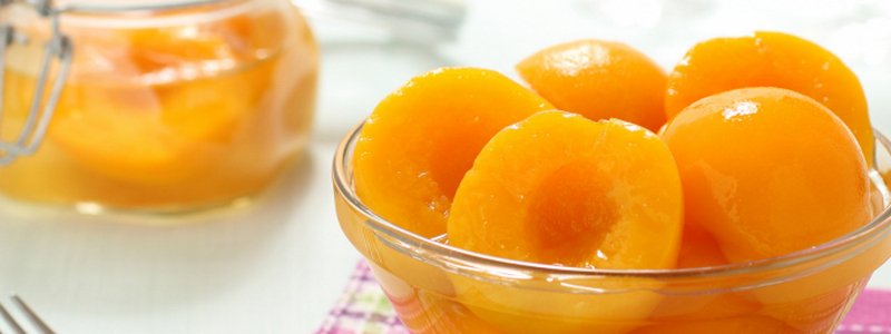 Полезные и вкусные рецепты: как приготовить консервированные персики