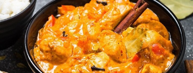 Полезные и вкусные рецепты: как приготовить карри из курицы с корицей и болгарским перцем