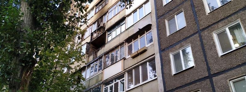 В Днепре на Калиновой сгорел балкон многоэтажки