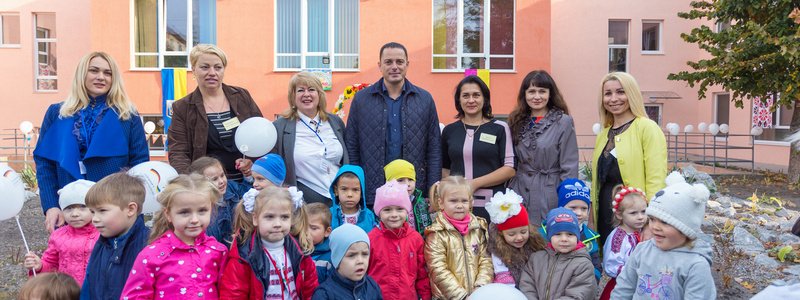 В Каменском на Черемушках открыли после реконструкции новый детский сад на 110 мест