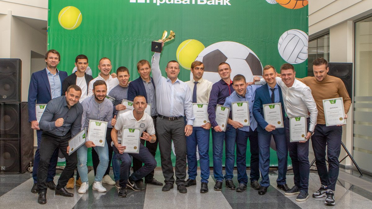 Сборная ПриватБанка заняла 2-е место в Чемпионате мира по футболу среди банков