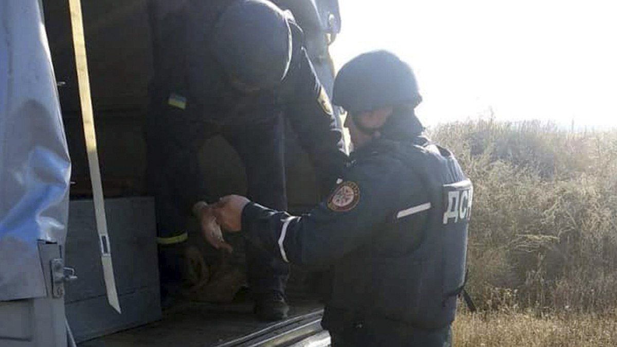 Под Днепром пиротехники ГСЧС уничтожили взрывоопасный предмет