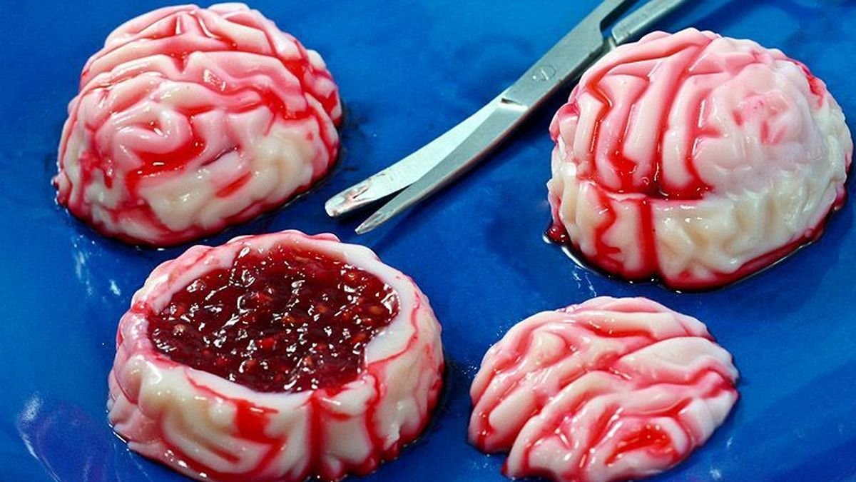 Простые и вкусные рецепты: как приготовить печенье «Кровавые мозги» к Хеллоуину