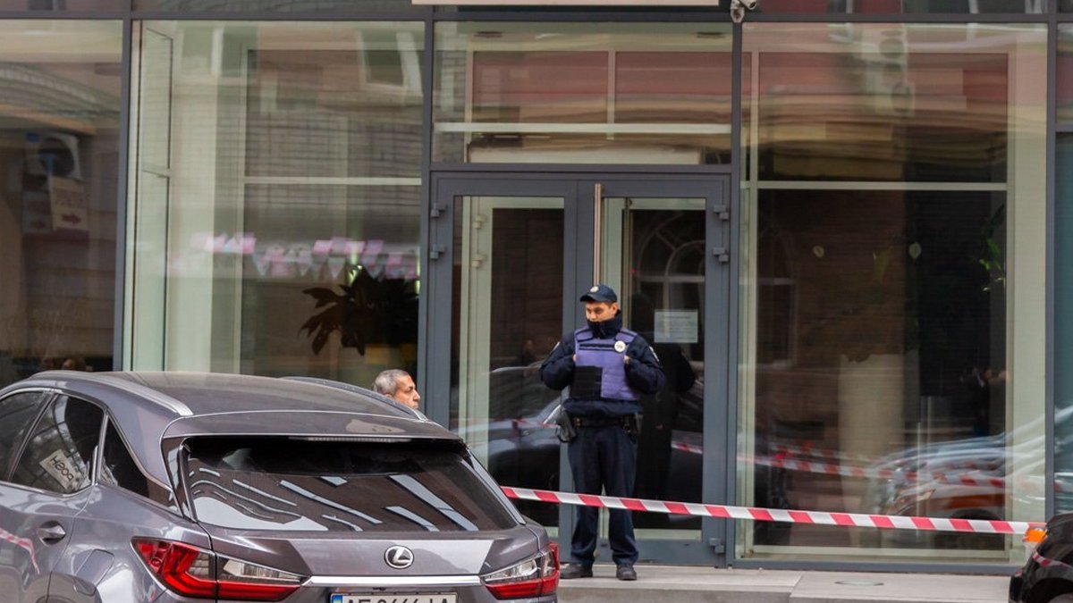 "Взрывное устройство, которое разнесет магазин и жилые квартиры": в Днепр вернулся минер