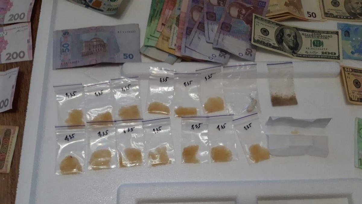 В Днепре накрыли крупную сеть наркодельцов-закладчиков