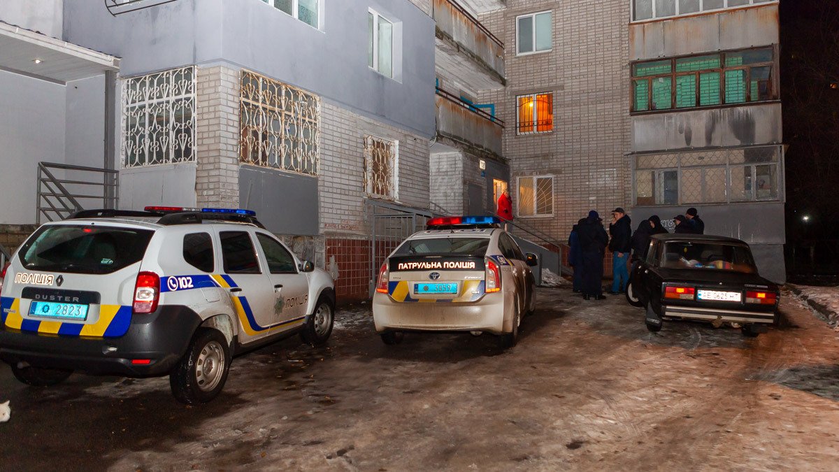 В Днепре на проспекте Гагарина девушка упала с 13-го этажа