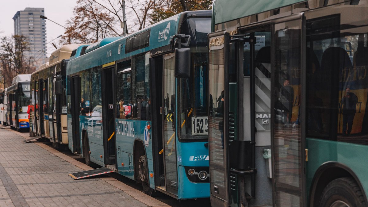 В Днепре снова хотят поднять цены на проезд в автобусах