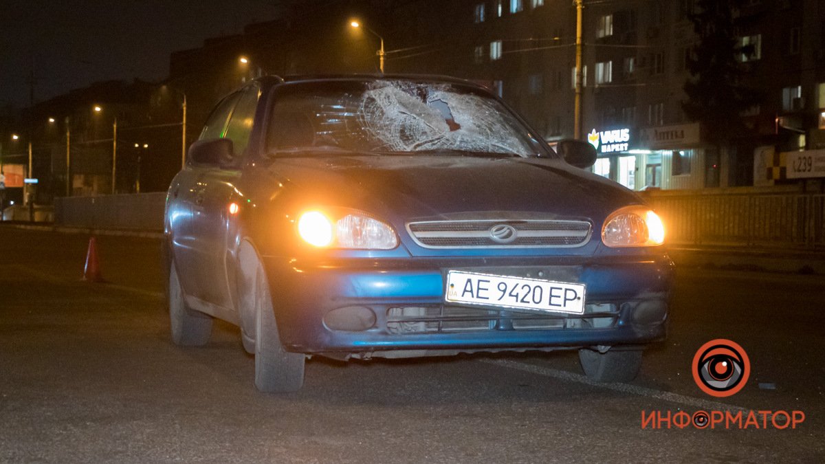 В Днепре на проспекте Богдана Хмельницкого Daewoo Lanos сбил мужчину