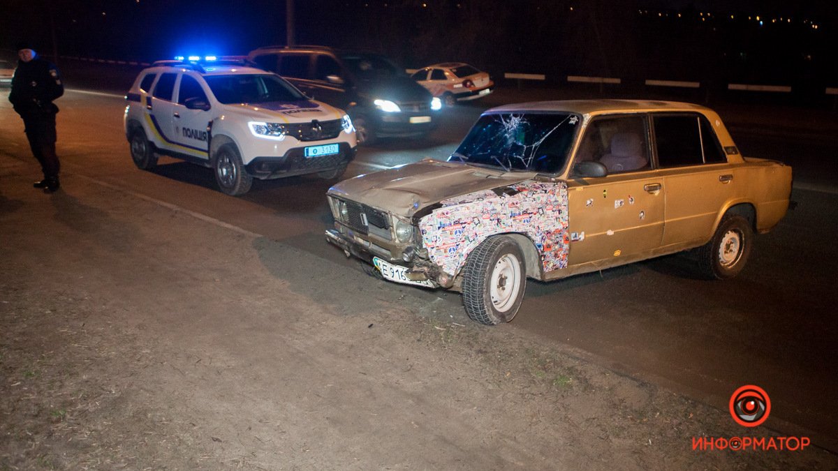 В Днепре на Гальченко ВАЗ сбил девушку