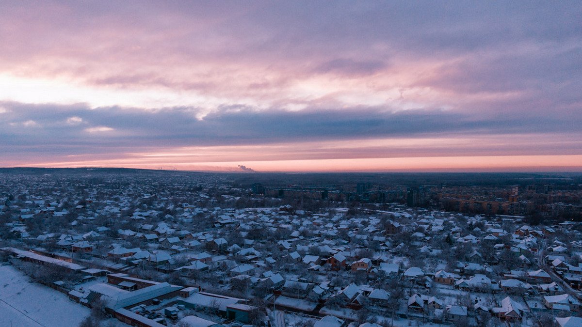 Малиновый закат над Днепром: фотографии читателей Информатора
