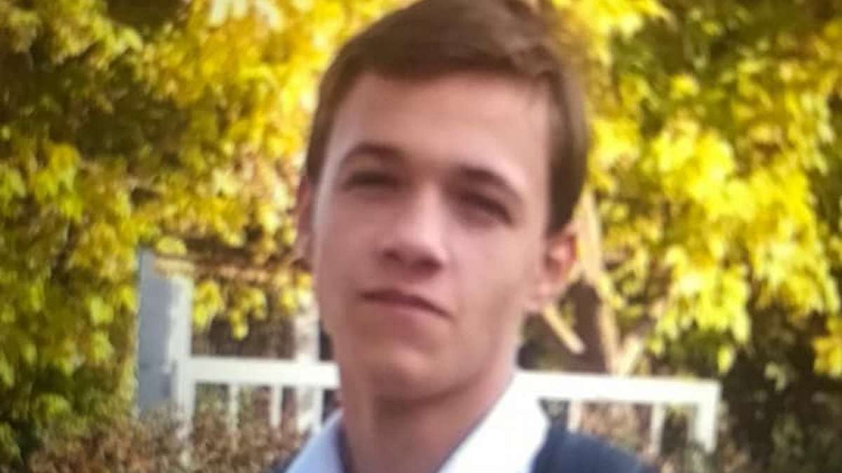 В Днепре пропал 16-летний парень