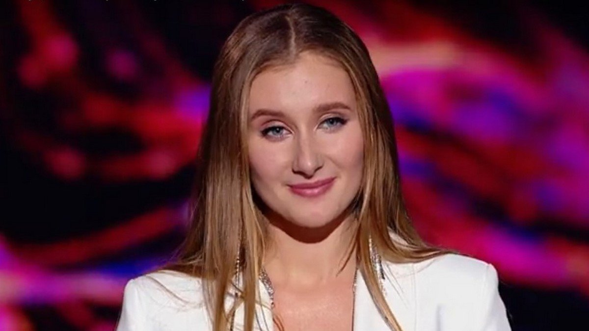 19-летняя девушка из Днепра удивила жюри "Голос країни"