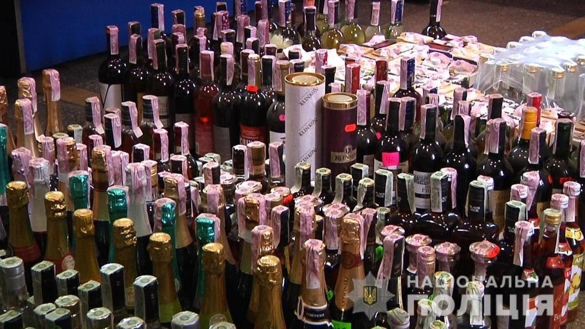 В Днепре на улице Караваева незаконно продавали алкоголь