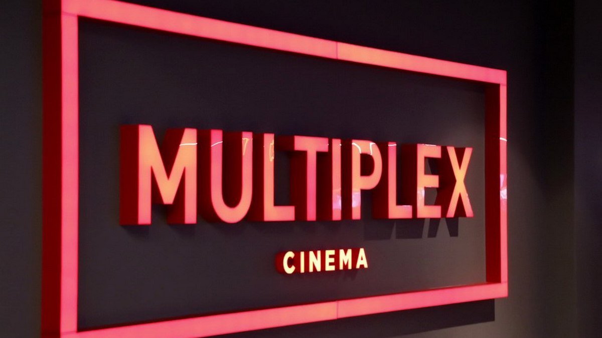В Днепре закрылись кинотеатры Multiplex