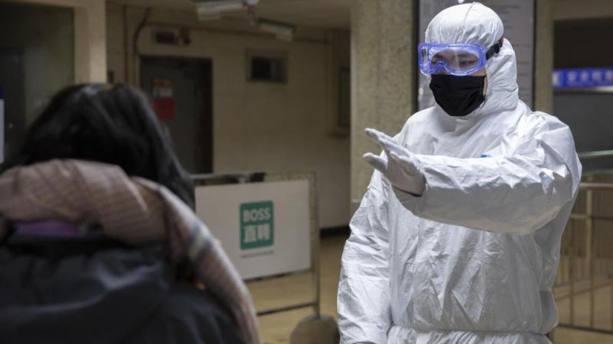 Актуальная ситуация с коронавирусом в Днепре: сколько человек на самоизоляции