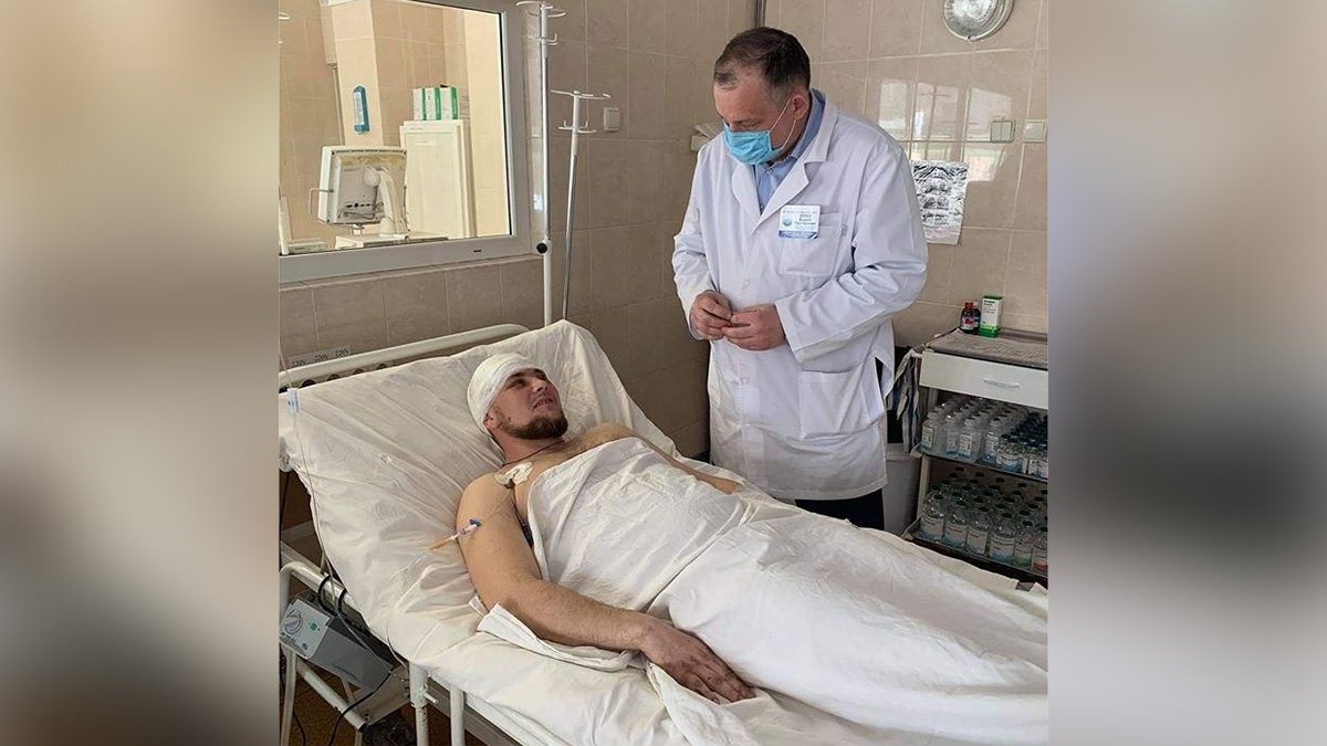 В Днепре в больнице Мечникова спасли бойца с тяжелейшим ранением головы