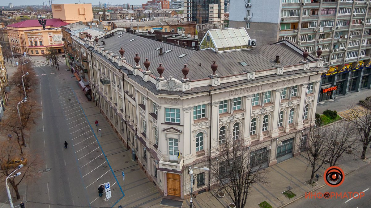 Какое здание в центре Днепра не поменяло своего назначения за сто лет истории