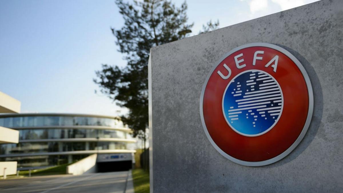 Отменены все матчи европейских национальных футбольных сборных в июне
