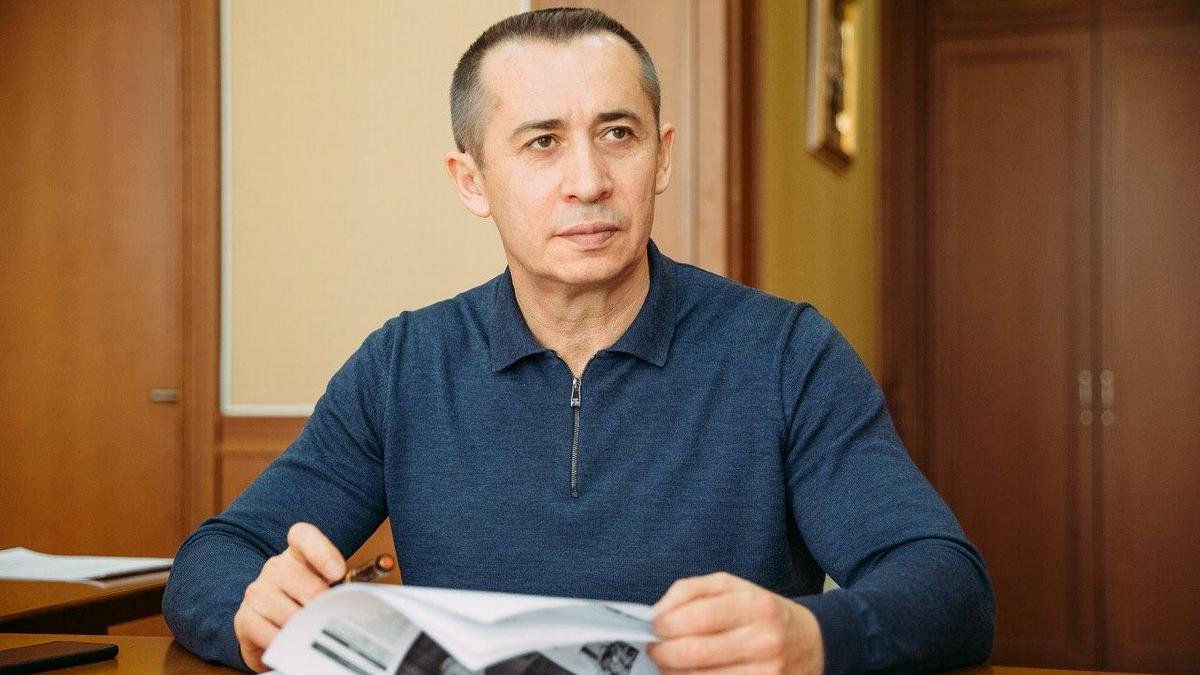 Загид Краснов выделил средства на ремонт палат в больницах Днепра