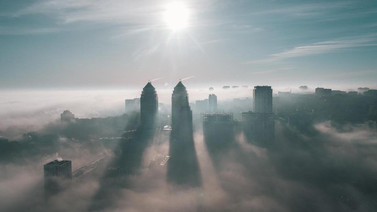 По Днепру и области наблюдается смог и пыль: что происходит