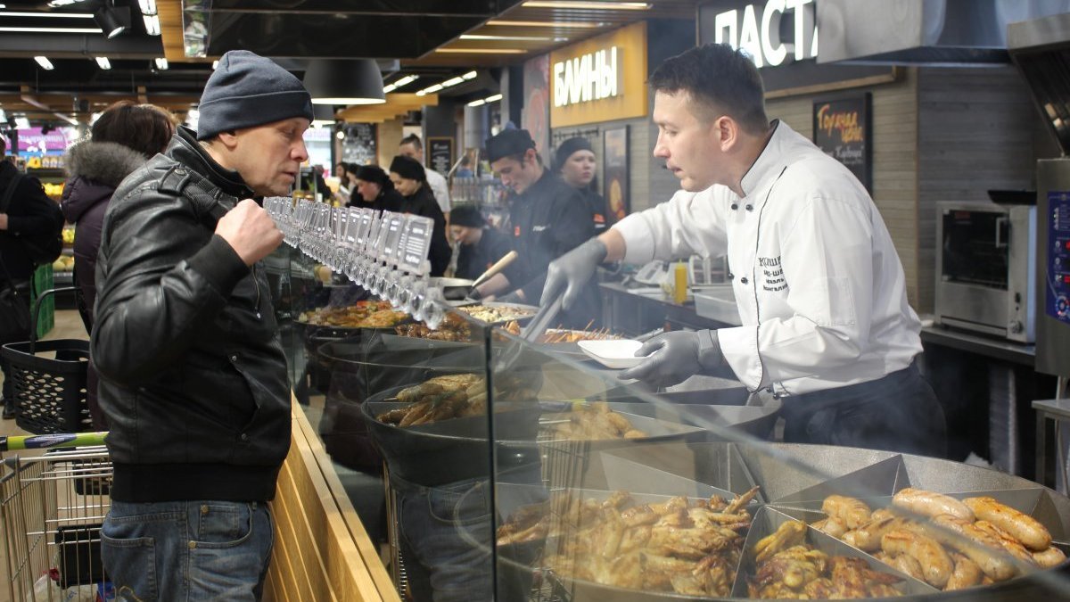 В Днепре запретят продавать готовую еду и булочки в киосках, супермаркетах и заведениях