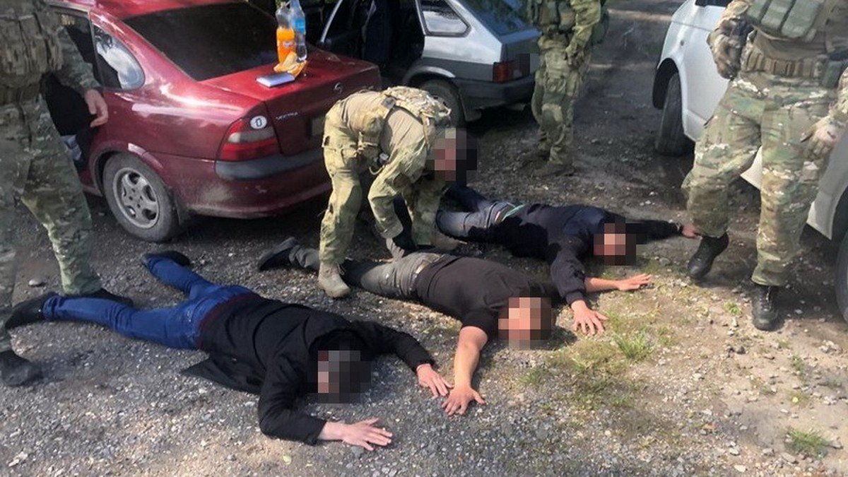 В Днепропетровской области сотрудники Нацполиции запугивали и пытали подозреваемых и фабриковали дела