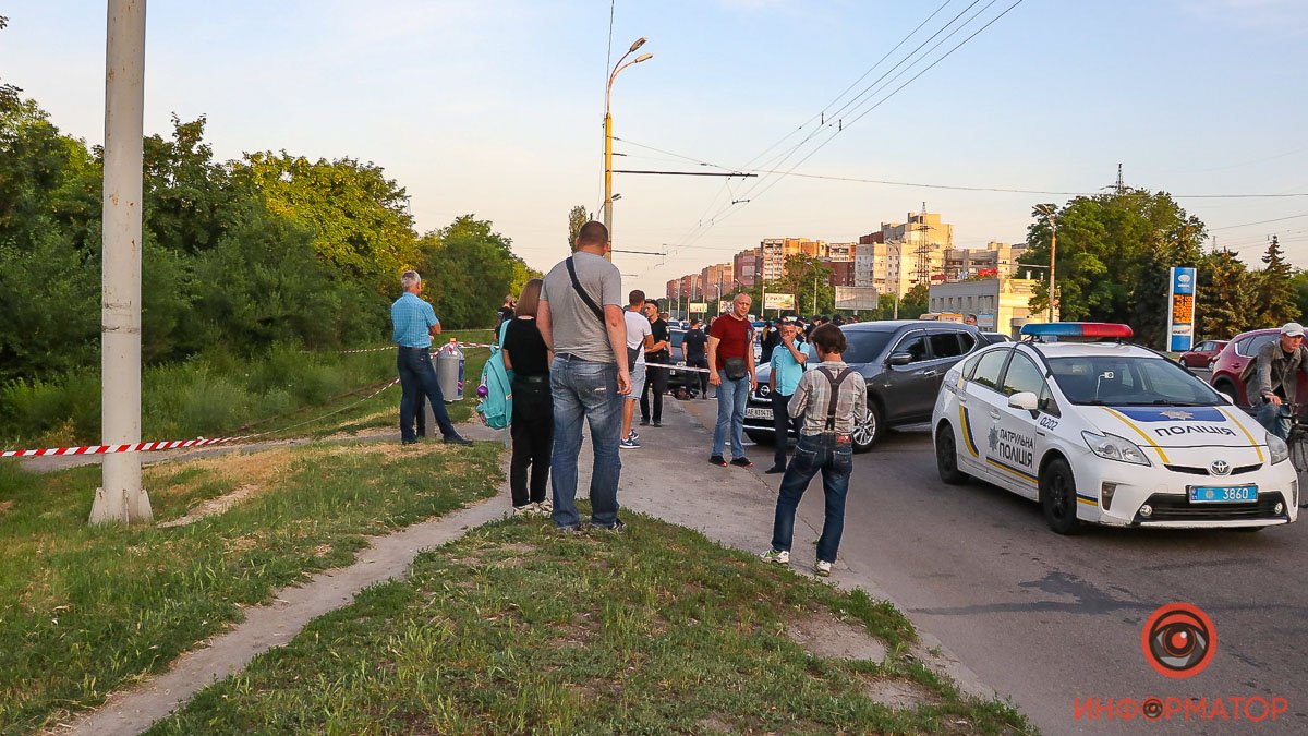 В Днепре на Запорожском шоссе застрелили полицейского