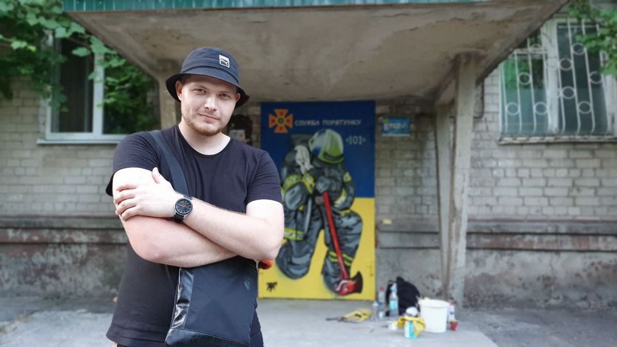 В Днепре на Слобожанском проспекте появилось новое граффити
