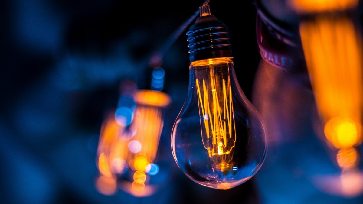 Во вторник в шести районах Днепра отключат электроэнергию: список адресов